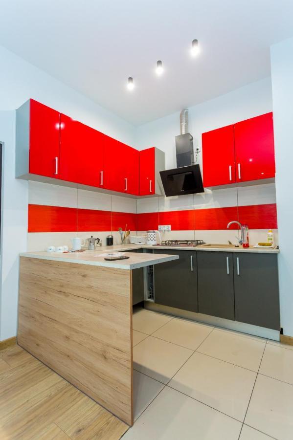 Centrum Red Apartament Apartment Walbrzych Bagian luar foto